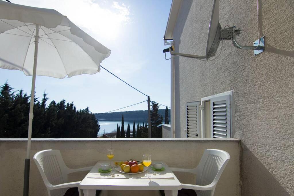 Sea View Room With Kitchen, Balcony&Air Condition Barbat na Rabu Esterno foto