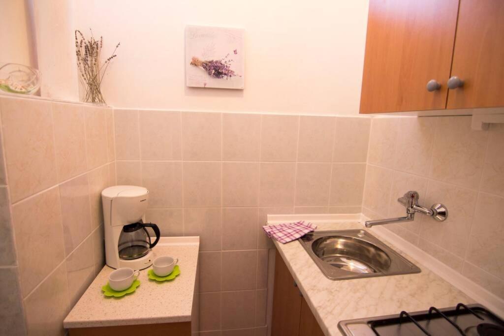 Sea View Room With Kitchen, Balcony&Air Condition Barbat na Rabu Esterno foto
