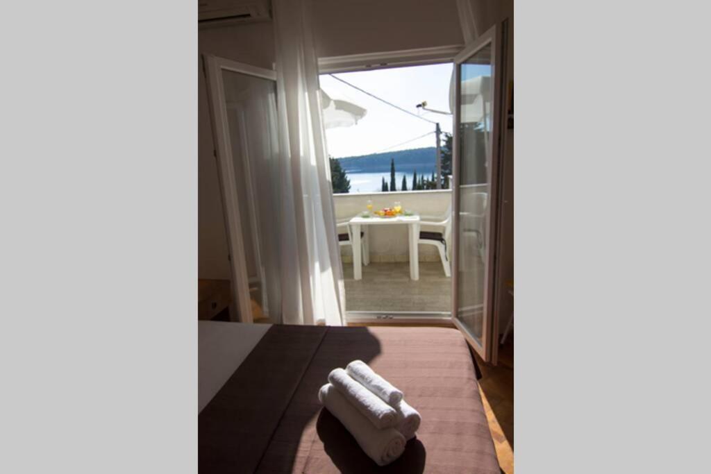 Sea View Room With Kitchen, Balcony&Air Condition Barbat na Rabu Esterno foto