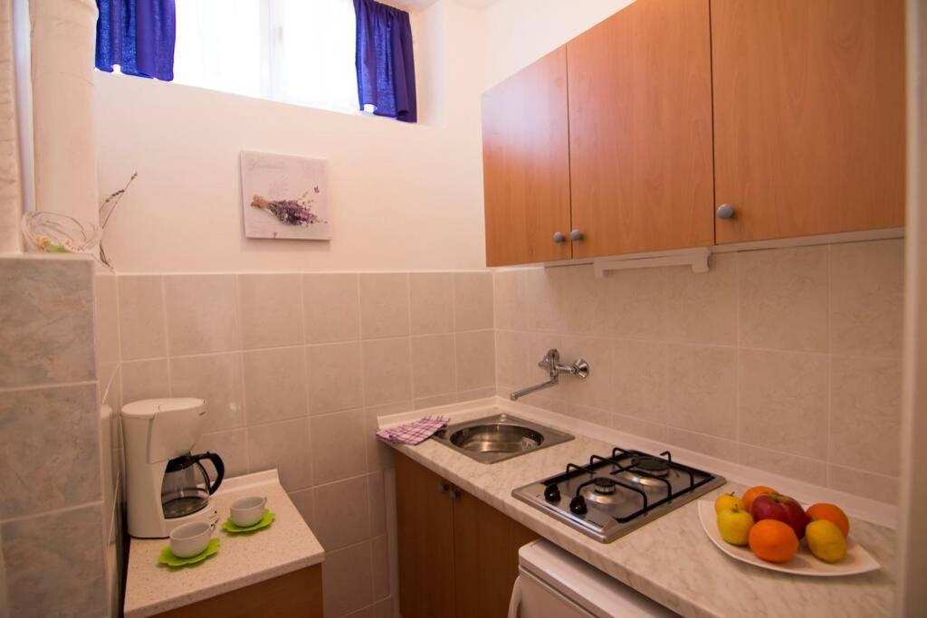 Sea View Room With Kitchen, Balcony&Air Condition Barbat na Rabu Esterno foto