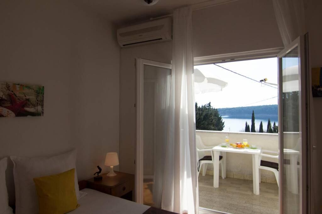Sea View Room With Kitchen, Balcony&Air Condition Barbat na Rabu Esterno foto